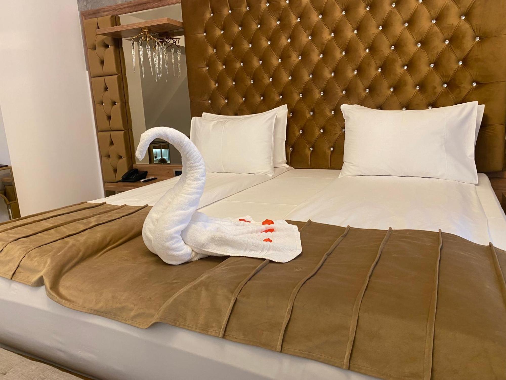 Vila Imperial One Luxury Boutique Hotel Făgăraş Εξωτερικό φωτογραφία